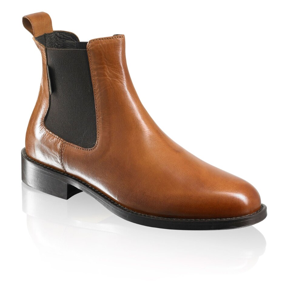 CHELSEA Chelsea Boot in Tan Leather Russell & Bromley