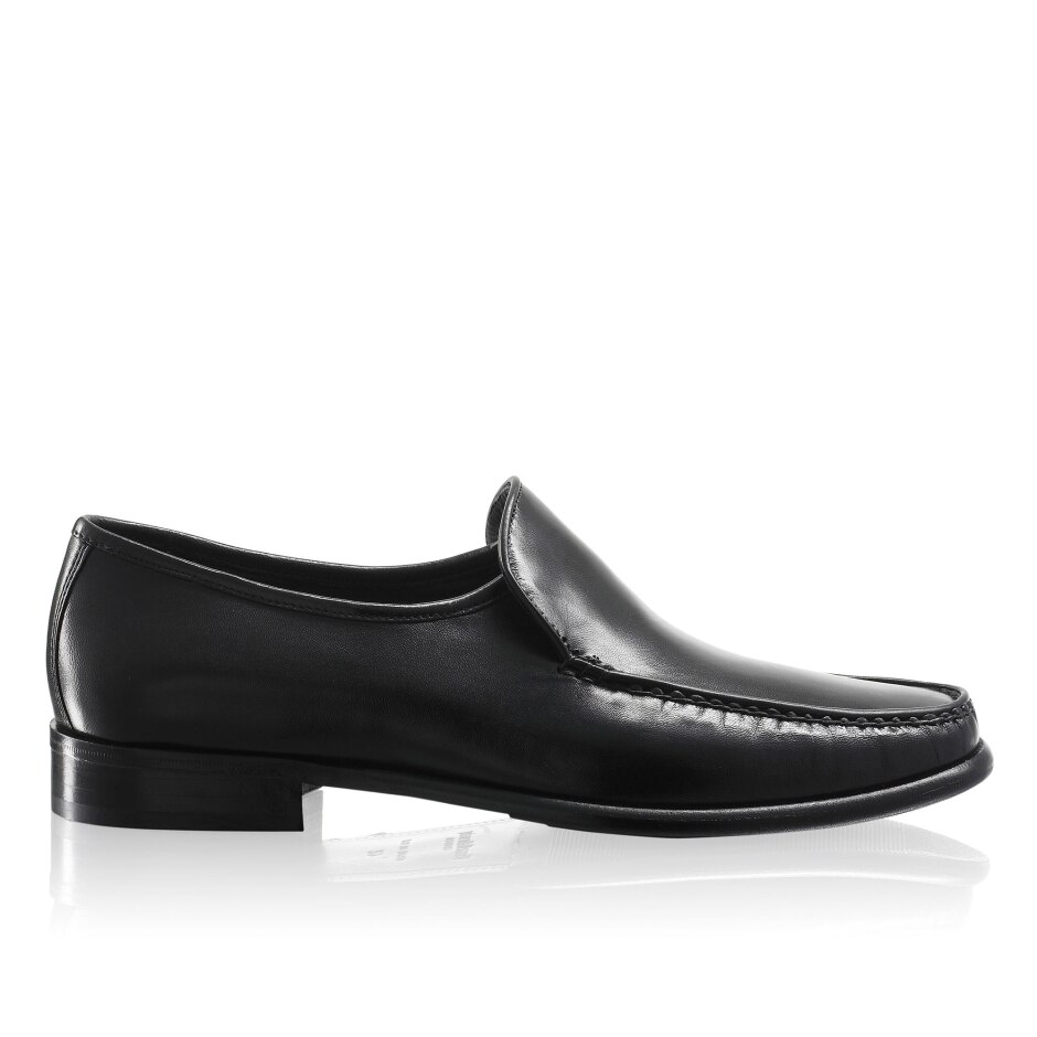 ELBA Plain Vamp Moccasin in Black Leather | Russell & Bromley