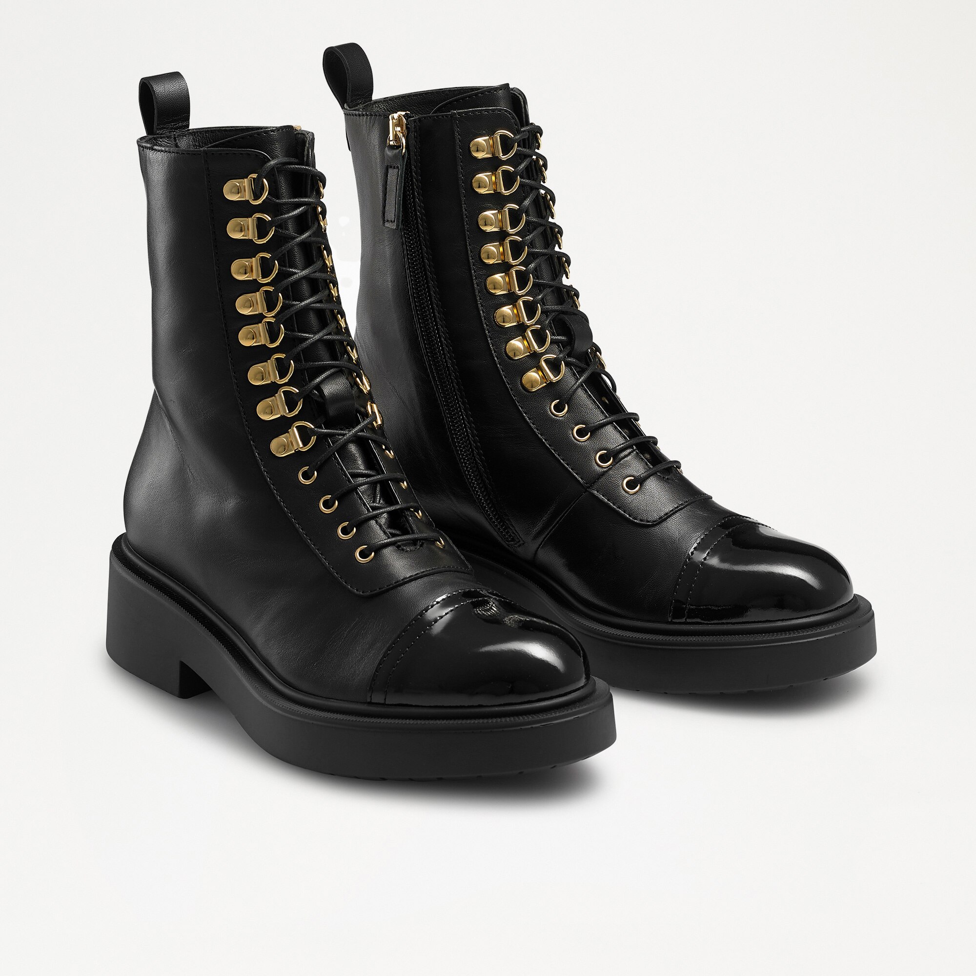 LIGHTNING Toe Cap Lace Up Boot in Black Leather | Russell & Bromley