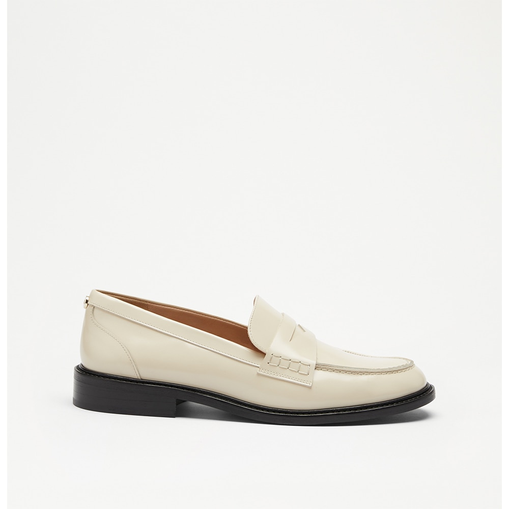 Penelope - Round Toe Penny Loafer in white