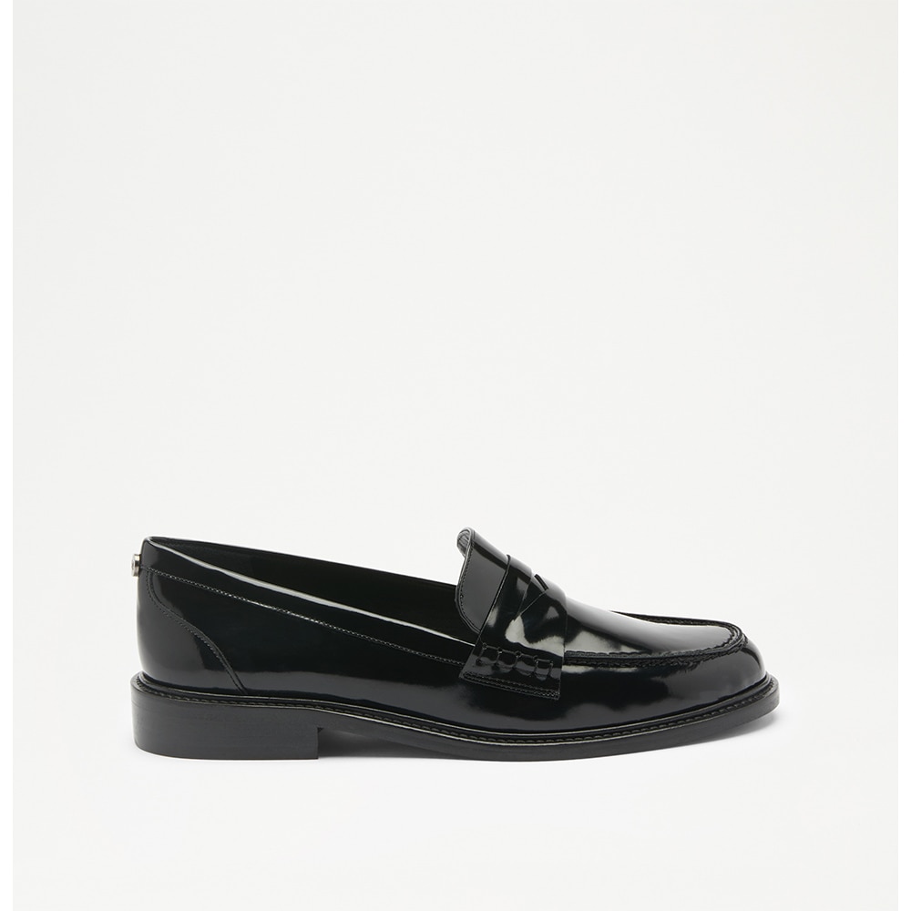 Penelope - Round Toe Penny Loafer in black